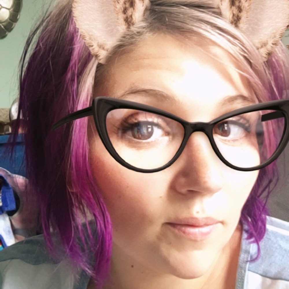 Meet your Posher, Amber